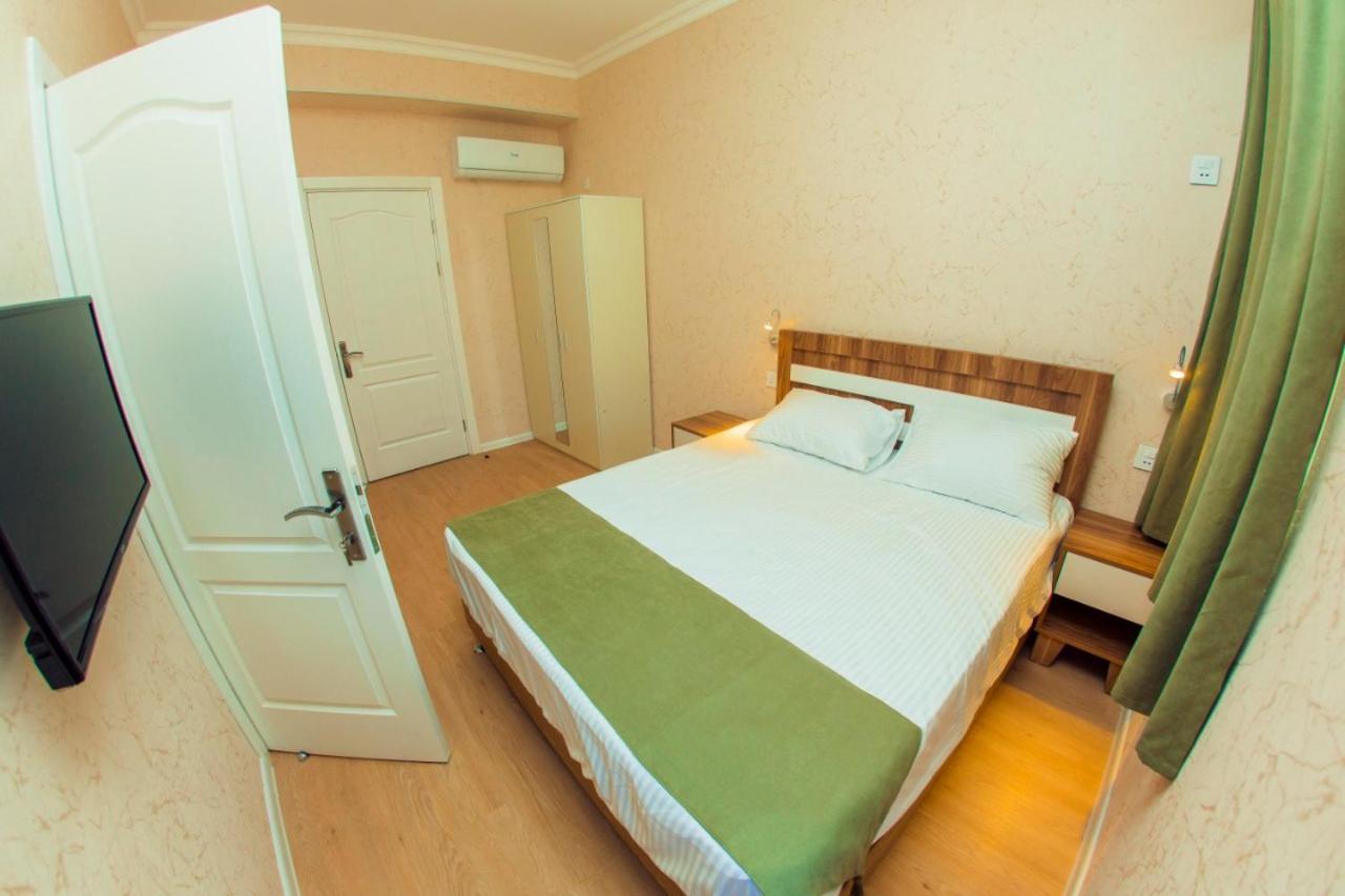 Alfa Hotel Baku Bagian luar foto
