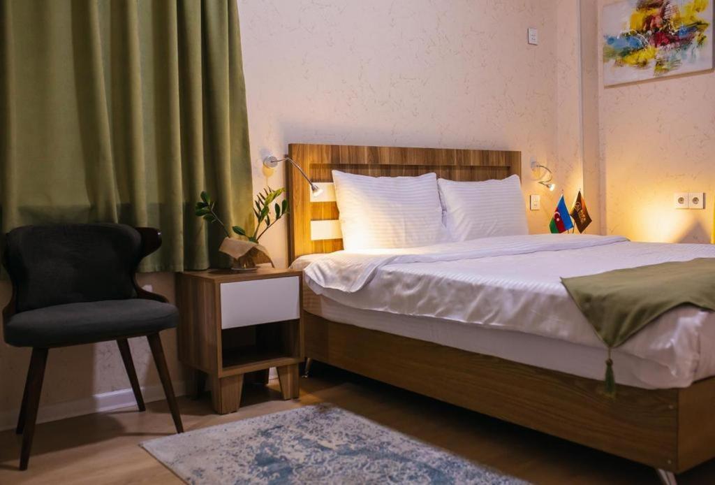Alfa Hotel Baku Bagian luar foto