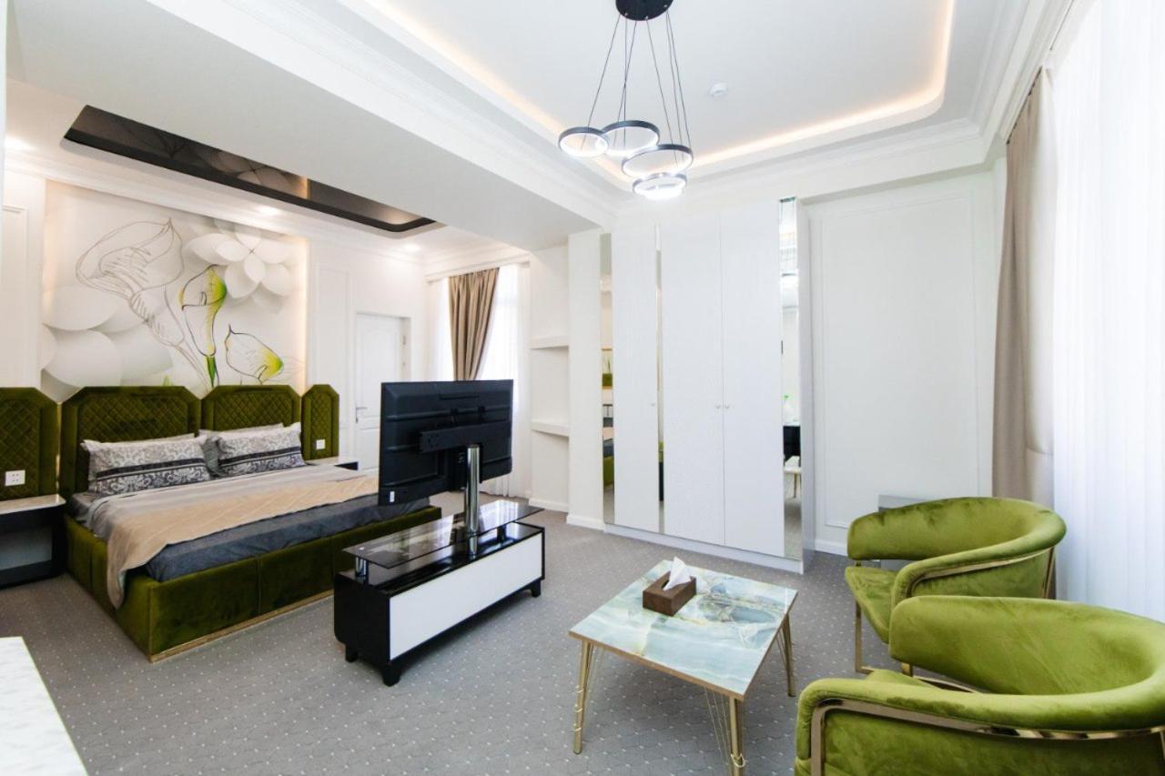 Alfa Hotel Baku Bagian luar foto