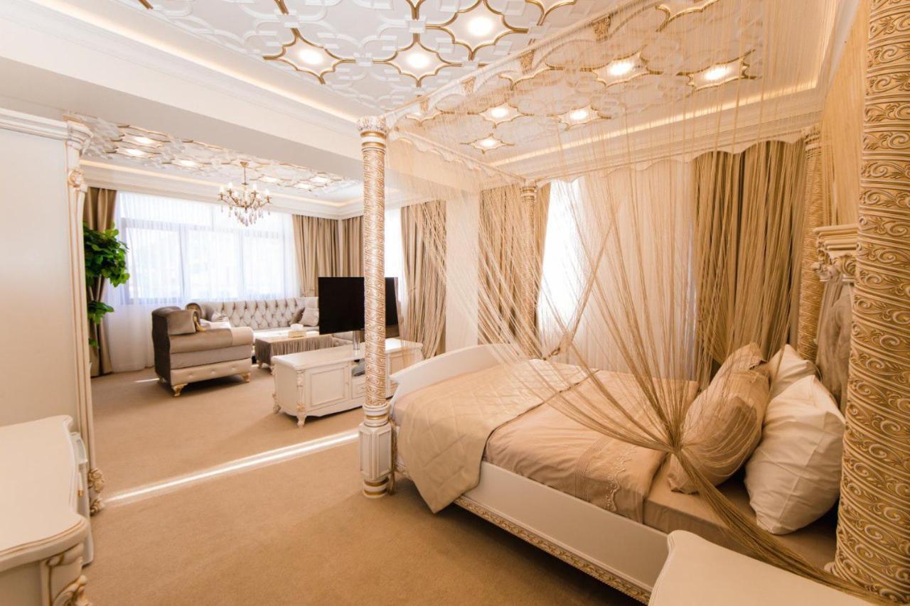 Alfa Hotel Baku Bagian luar foto
