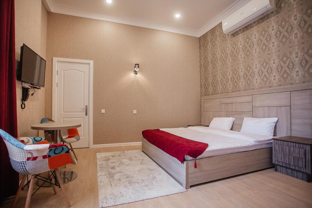 Alfa Hotel Baku Bagian luar foto