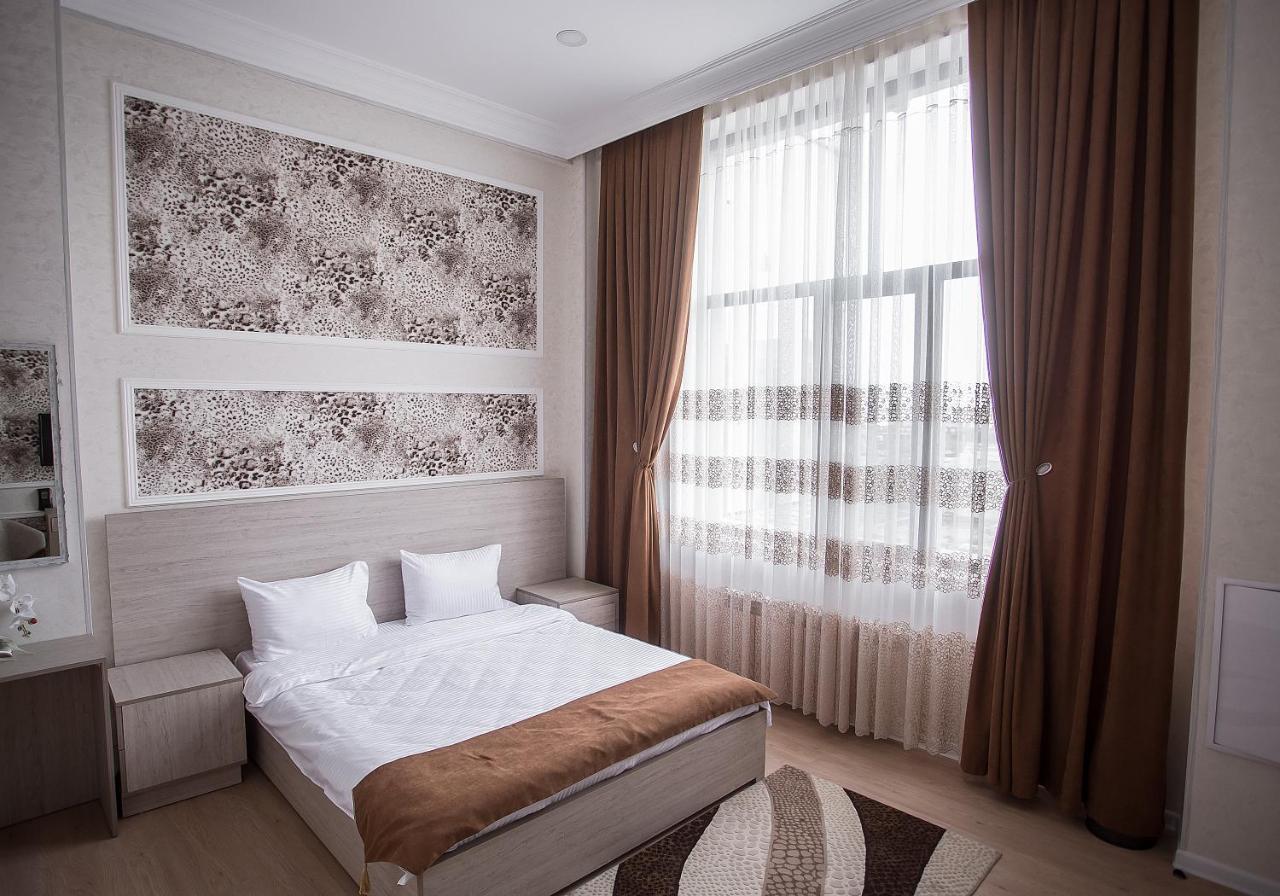 Alfa Hotel Baku Bagian luar foto
