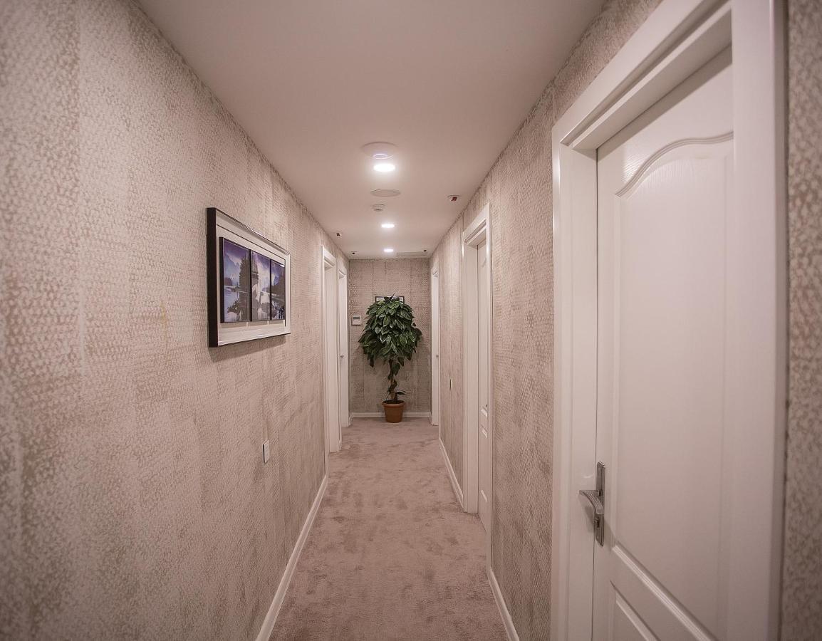 Alfa Hotel Baku Bagian luar foto