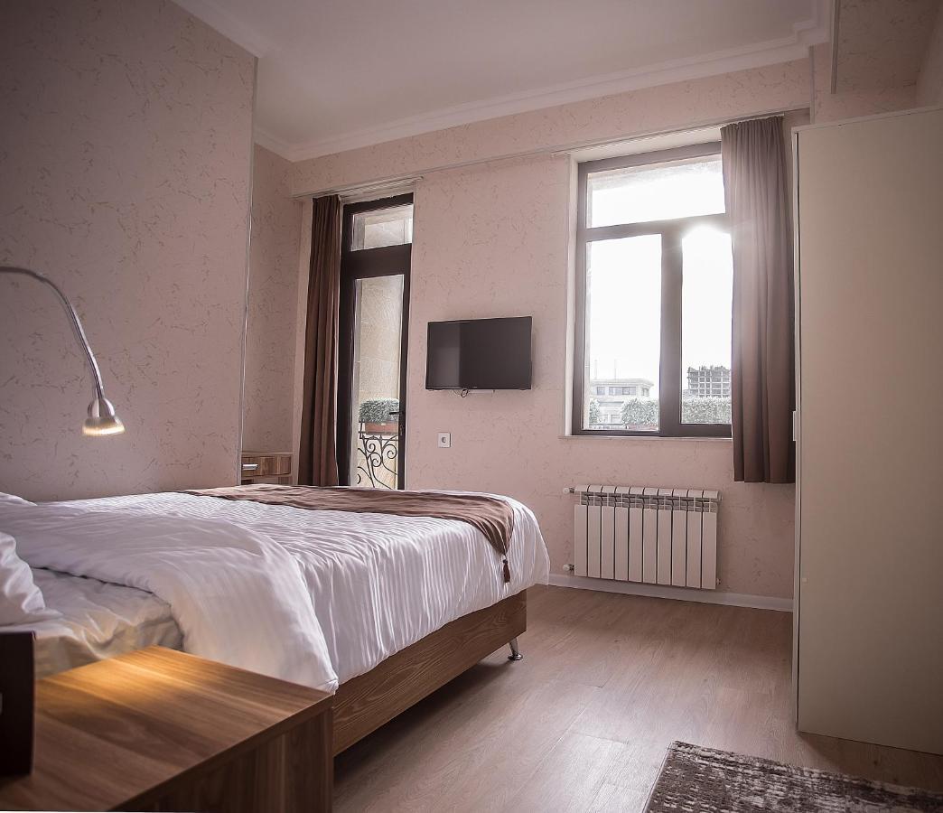 Alfa Hotel Baku Bagian luar foto